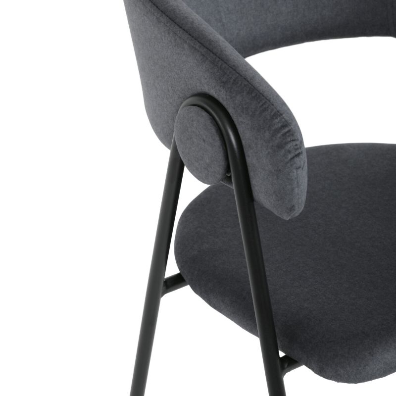 Elegantná jedálenská stolička v šedej farbe