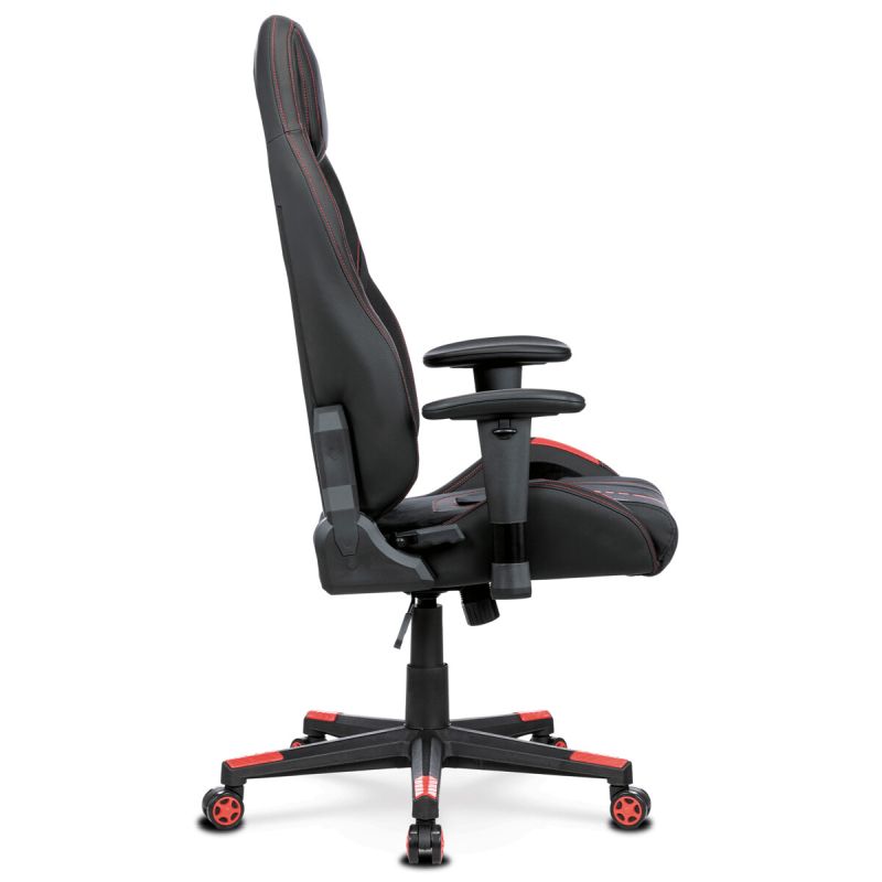 Herné kreslo v čiernej farbe a s výrazným červeným prešívaním