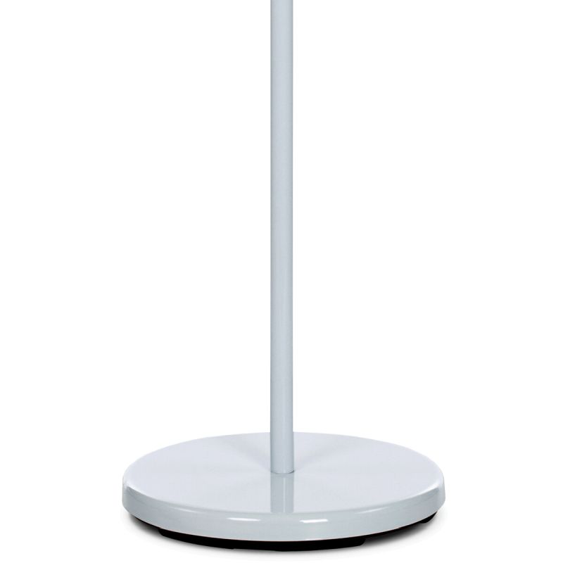 Vešiak v minimalistickom dizajne biely