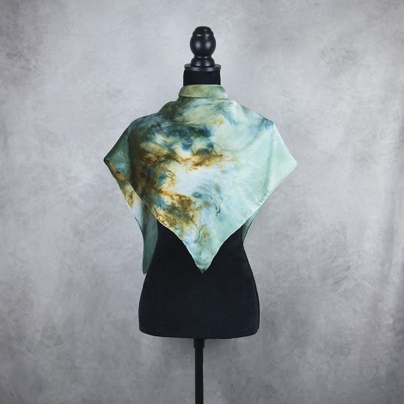 Luxusná hodvábna šatka LIMITED_347 – 100 % prírodný hodváb, 90 × 90 cm