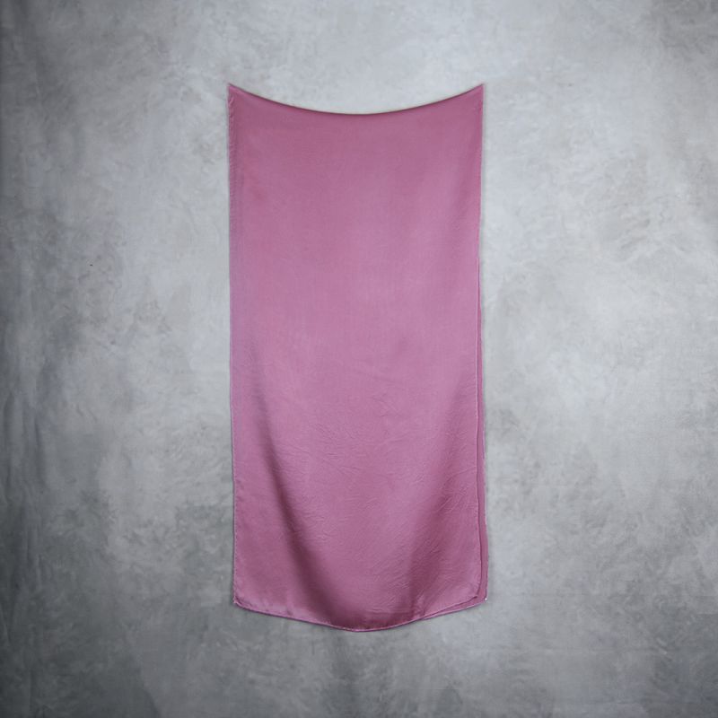 Hodvábny šál STARO-RUŽOVÝ, Vyrobený na Slovensku, 175 x 45cm