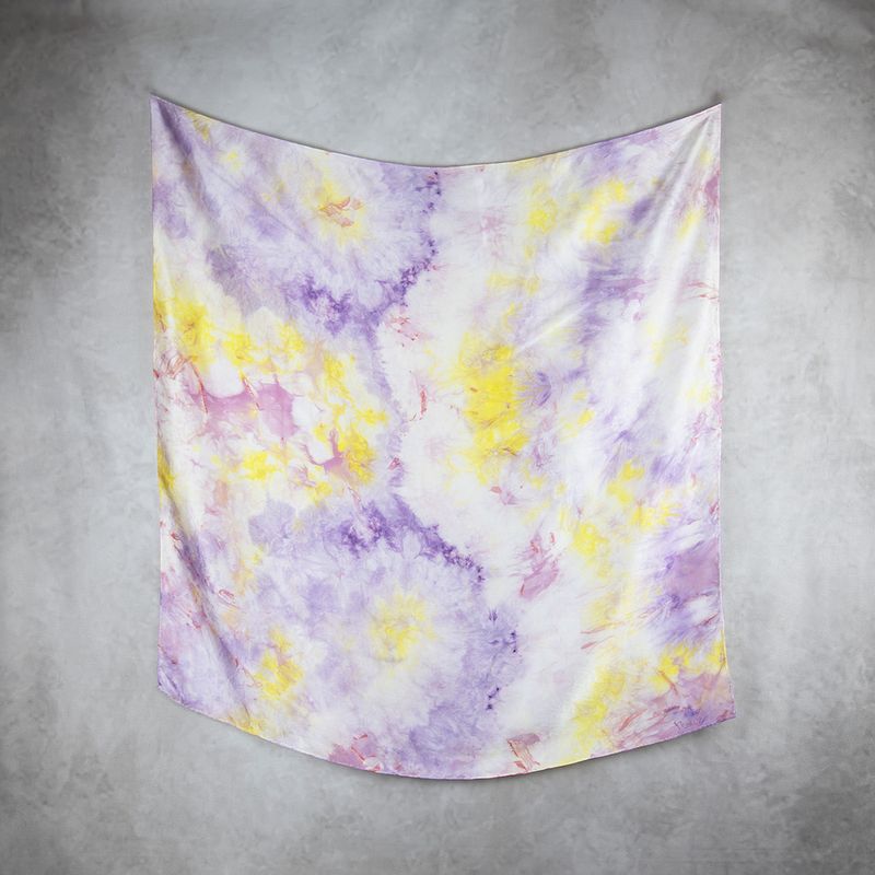 Limitovaná hodvábna šatka LIMITED_226 – 90 x 90 cm, ručne vyrobená na Slovensku