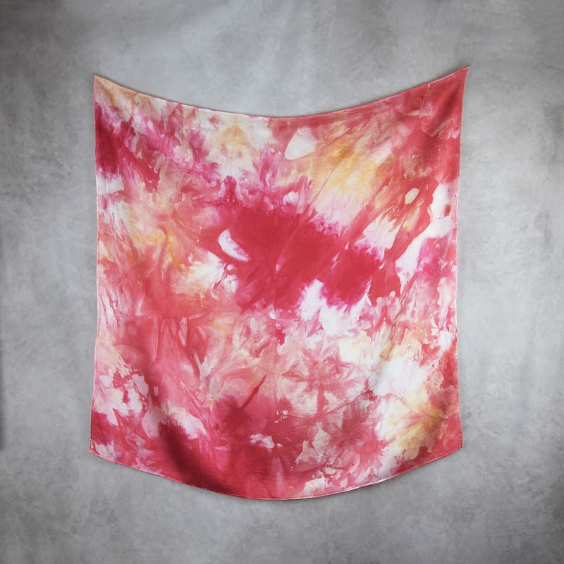 Hodvábna šatka LIMITED_257 – 90 x 90 cm, ručne vyrobená na Slovensku