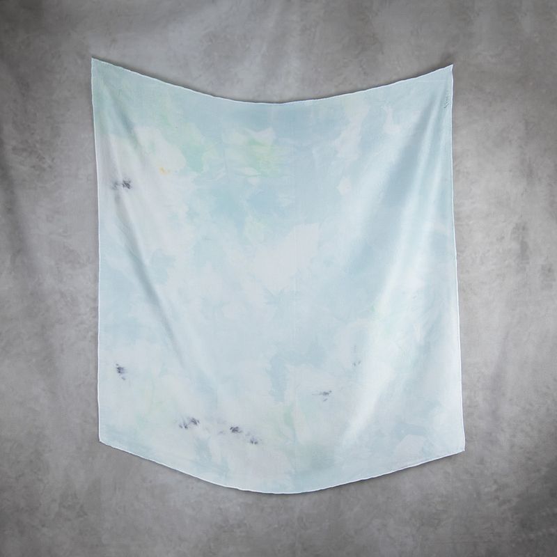 Hodvábna šatka LIMITED_282 – Ručne vyrábaná na Slovensku, 90 × 90 cm