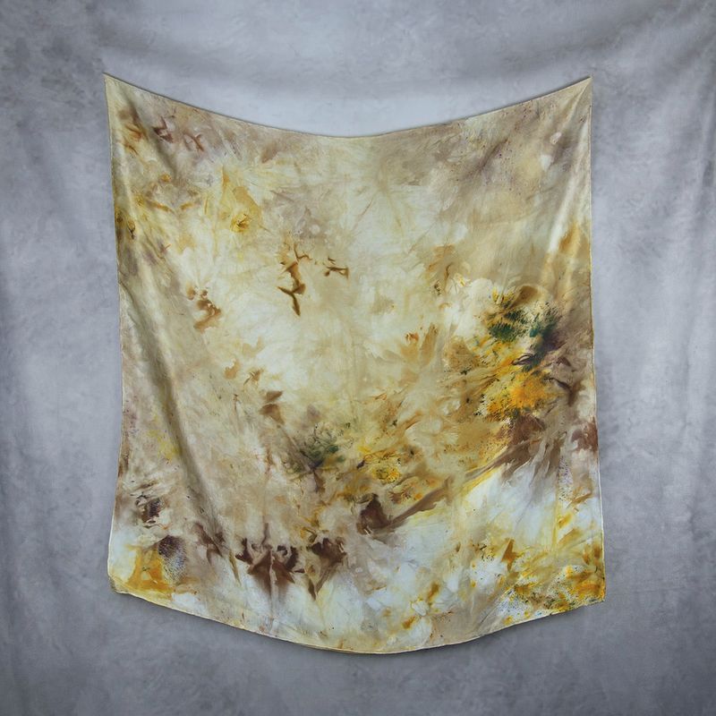 Hodvábna šatka LIMITED_301, 90x90cm, Vyrobená na Slovensku