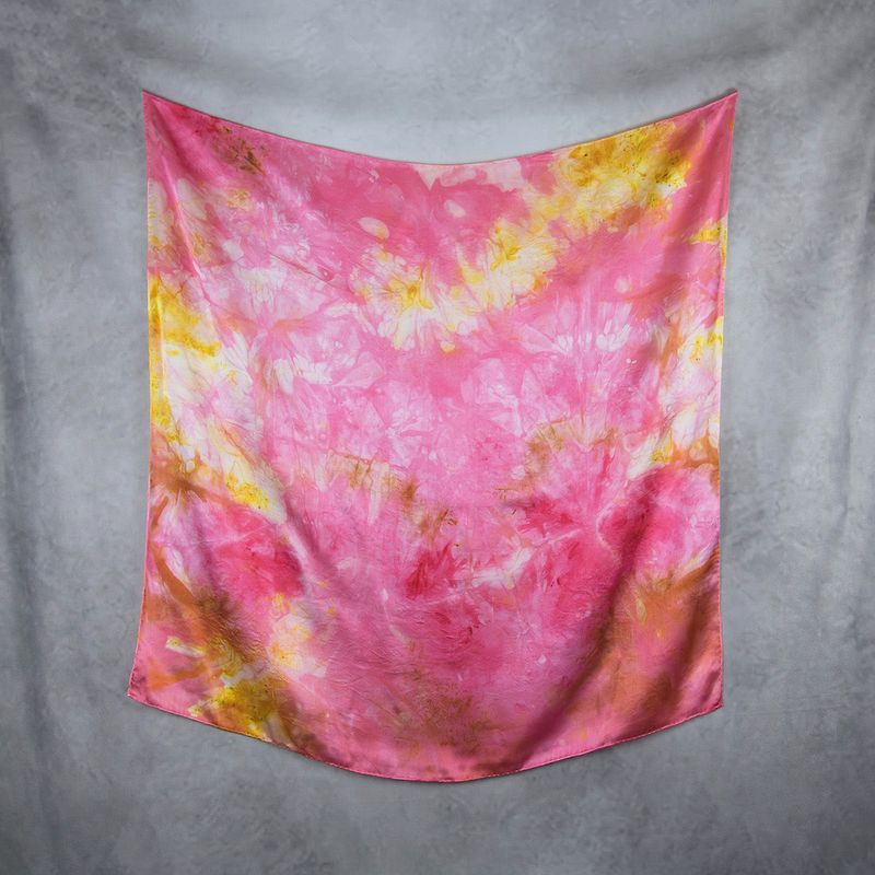 Hodvábna šatka LIMITED_295, 90x90cm, Vyrobená na Slovensku