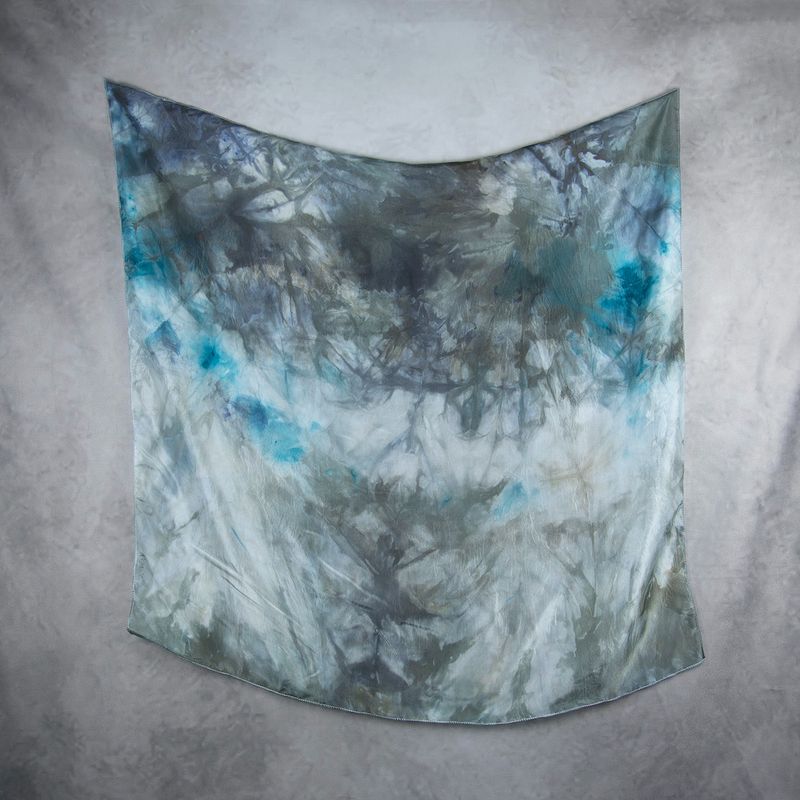 Hodvábna šatka VZOR_50, 85×90 cm, Made in Slovakia