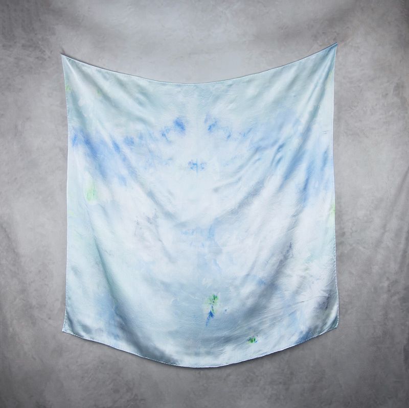 Luxusná hodvábna šatka LIMITED_321, 90×90cm, Made in Slovakia