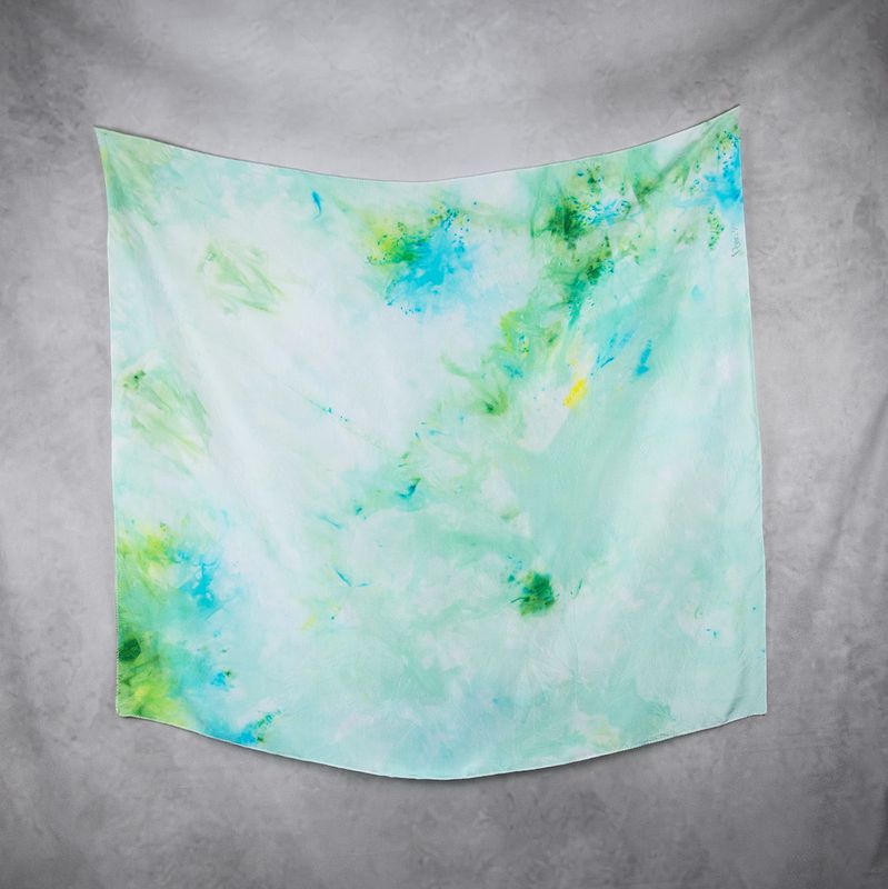 Hodvábna šatka VZOR_67, 90×80cm, Made in Slovakia