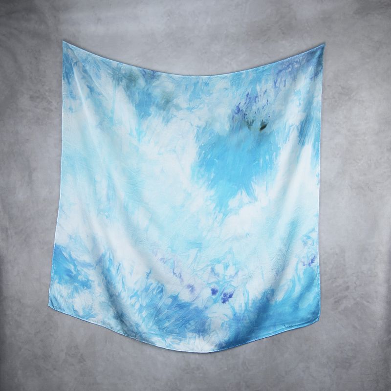 Luxusná hodvábna šatka LIMITED_335 – 100 % prírodný hodváb, 90 × 90 cm