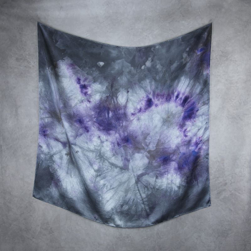 Luxusná hodvábna šatka LIMITED_342 – 100 % prírodný hodváb, 90 × 90 cm
