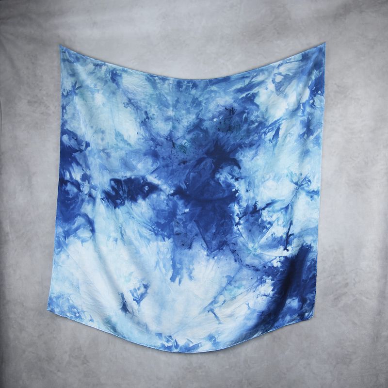 Luxusná hodvábna šatka LIMITED_346 – 100 % prírodný hodváb, 90 × 90 cm