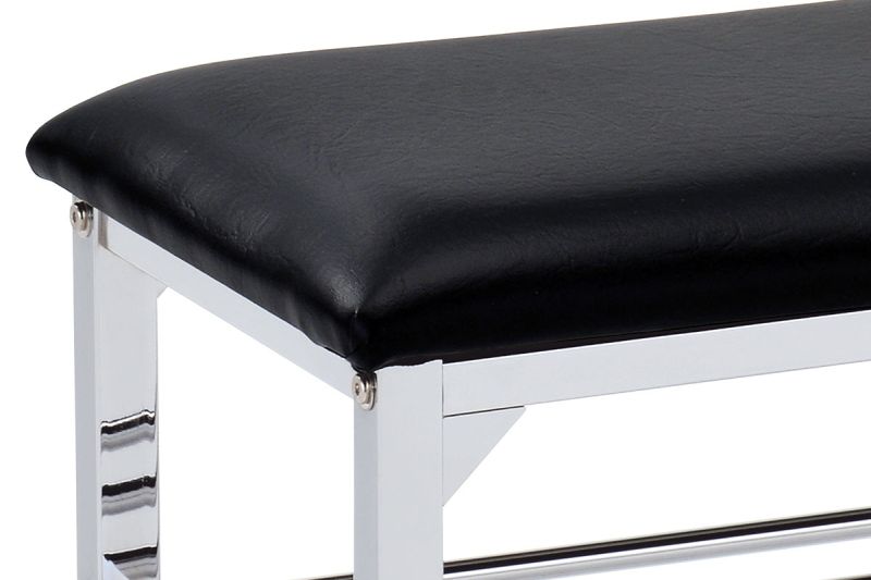 Praktický kovový botník v chrómovej farbe