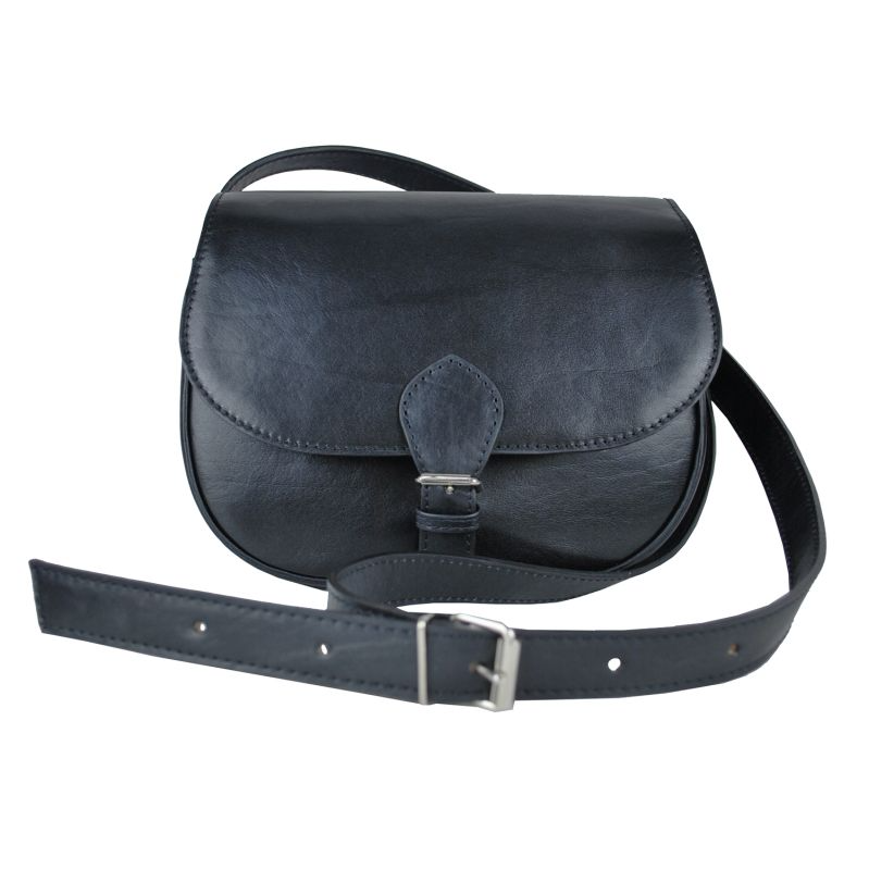 Lovecká kožená kabelka v čiernej farbe