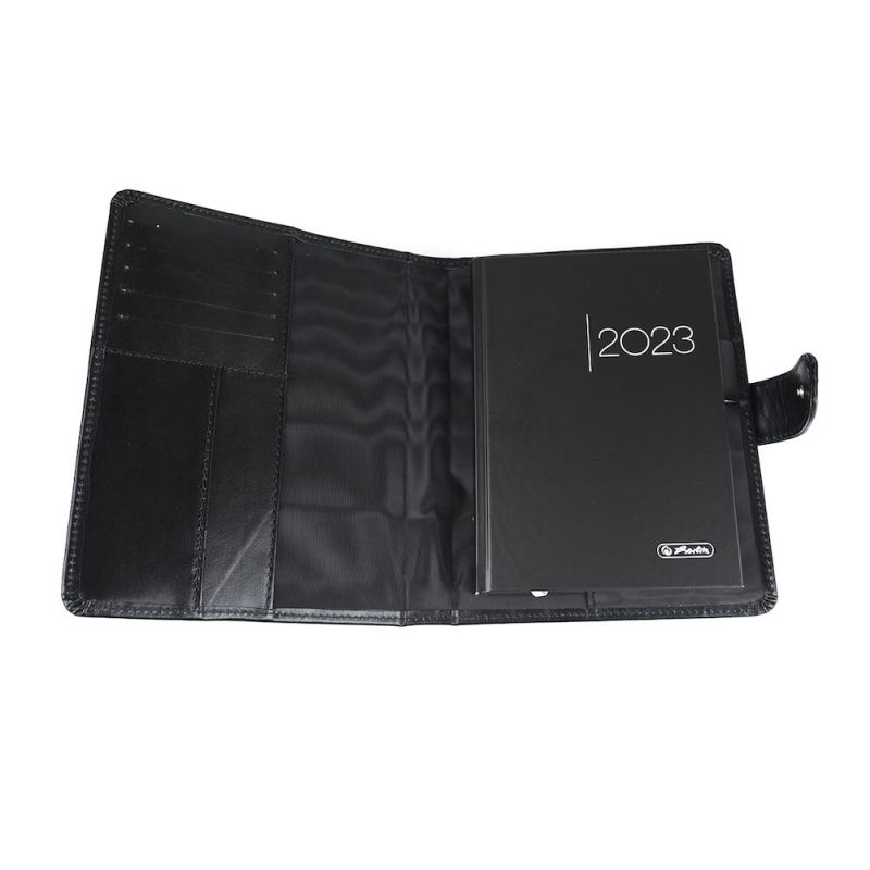 Kožený diár v čiernej farbe