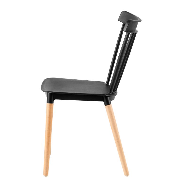 Jedálenská stolička vyrobená z plastu, s drevenými nožičkami, čierna