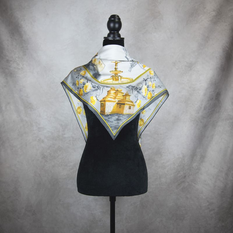 Módna hodvábna šatka SLOVENSKO - ZLATÁ, 90 x 90cm