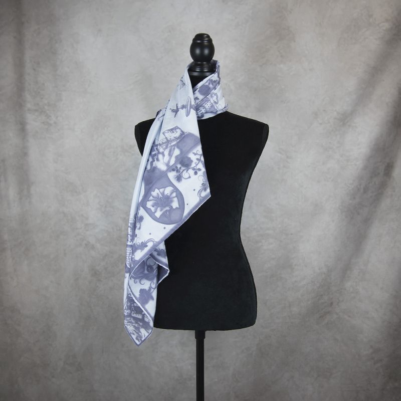 Exkluzívna hodvábna šatka SLOVENSKO LILAC, 90 x 90cm, Made in SLOVAKIA