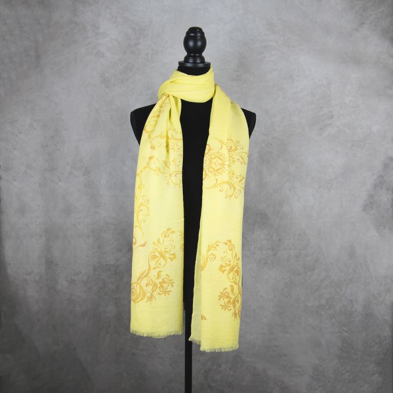 Zimný šál z Merino vlny so vzorom ORNAMENT YELLOW