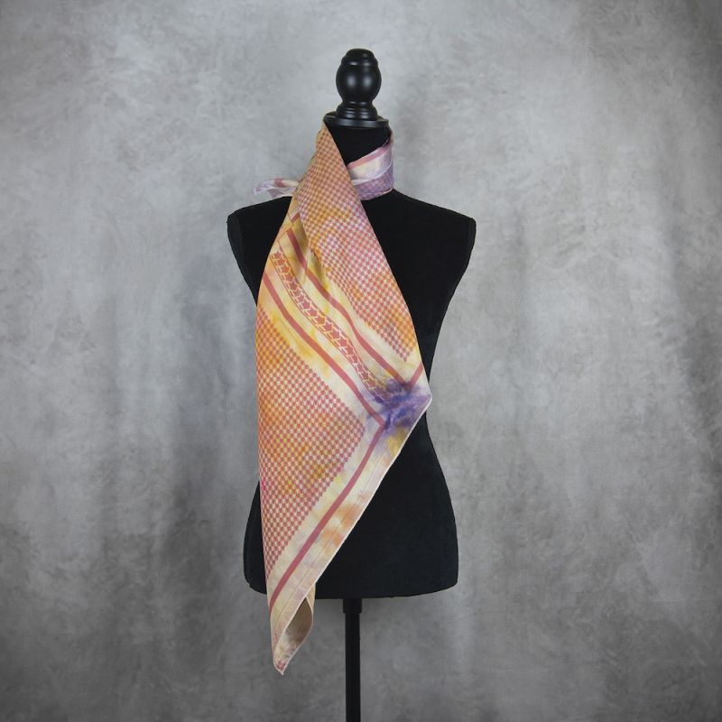 Hodvábna šatka KOHÚTIA STOPA MIX FARIEB, 80 x 80cm