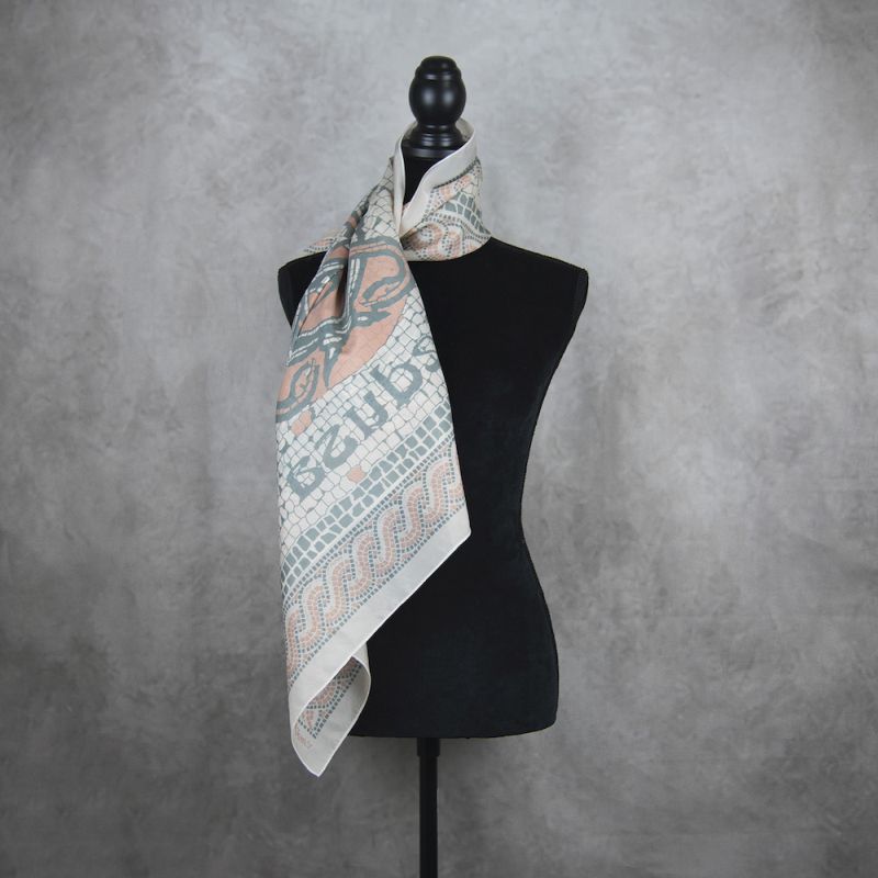 Hodvábna šatka LOSOSOVÁ MEDÚZA, 85 x 85cm