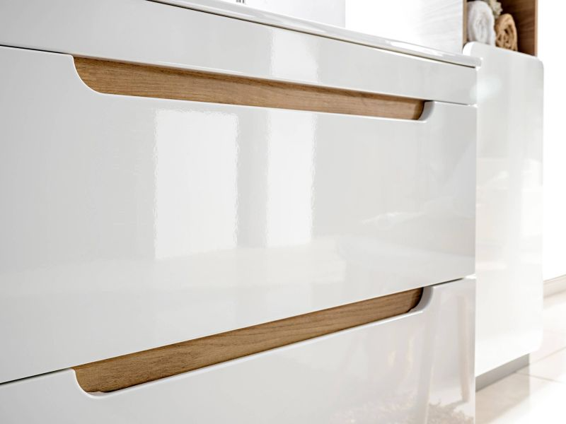 Kúpeľňová skrinka 823 dub wotan/biely lesk