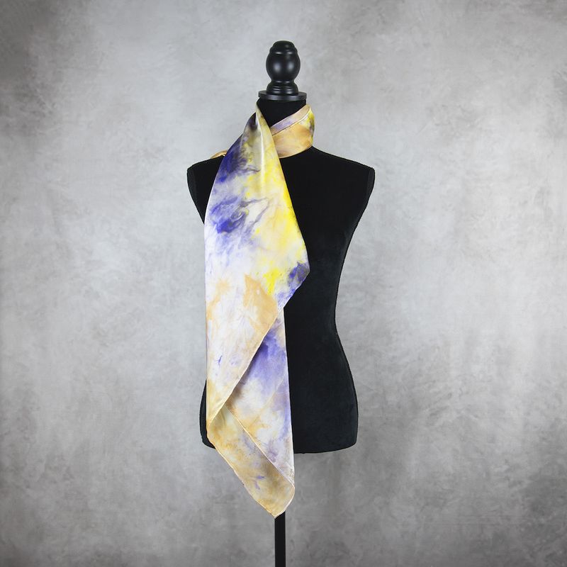 Limitovaná hodvábna šatka LIMITED_225 – 90 x 90 cm, ručne vyrobená na Slovensku