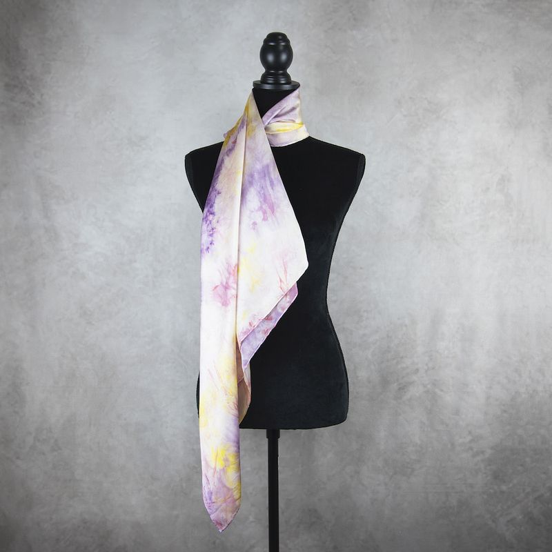 Limitovaná hodvábna šatka LIMITED_226 – 90 x 90 cm, ručne vyrobená na Slovensku