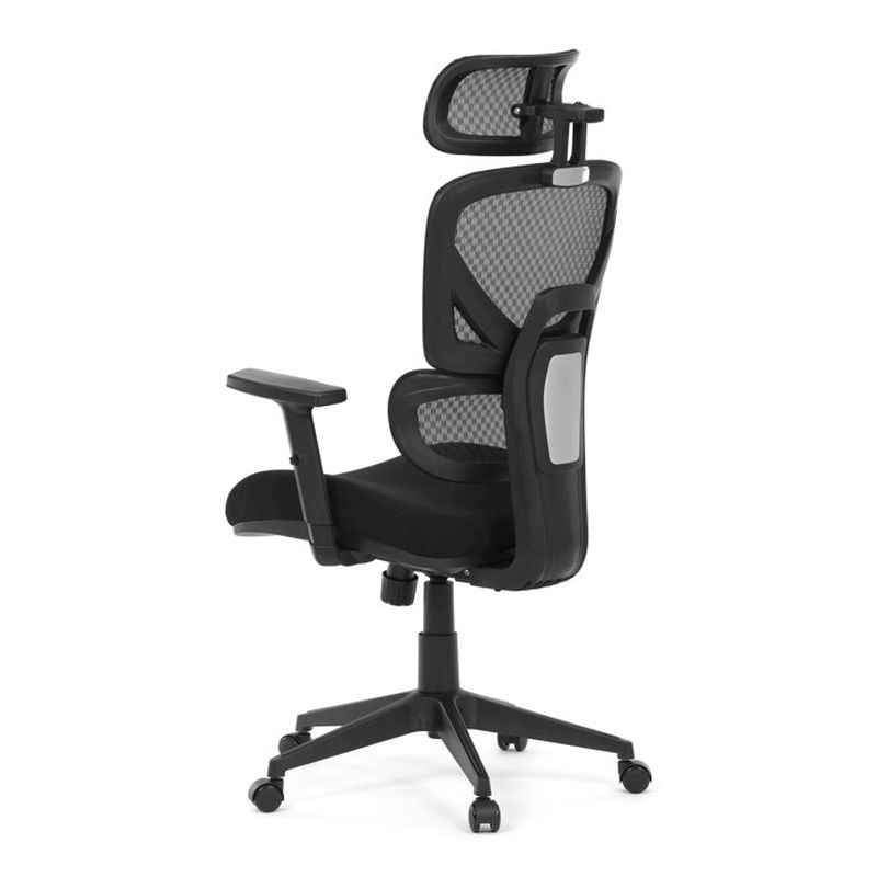 Kancelárska stolička s čiernym mesh poťahom a synchrónnym mechanizmom