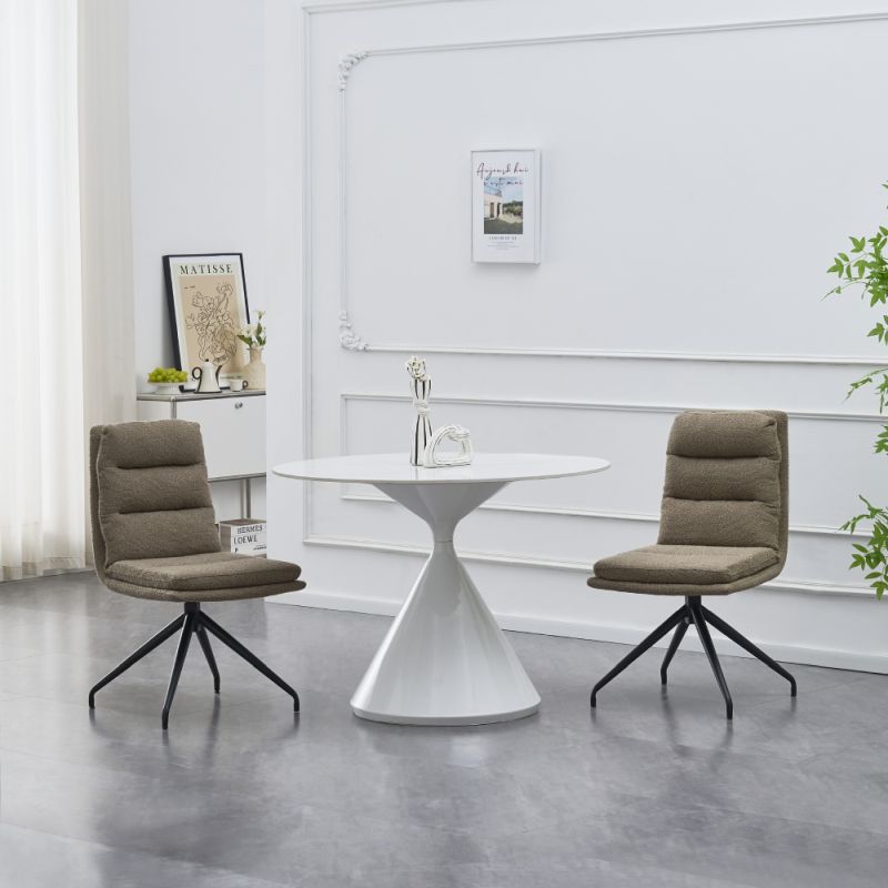 Otočná jedálenská stolička béžová Bouclé látka, čierny kov