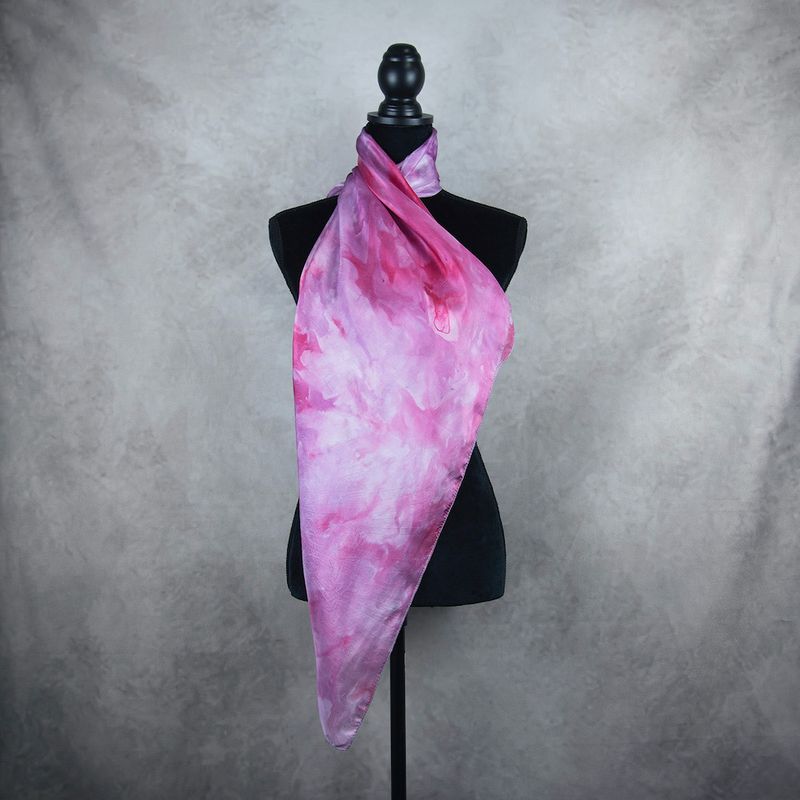 Hodvábna šatka VZOR_42, 80 × 90 cm, Made in Slovakia