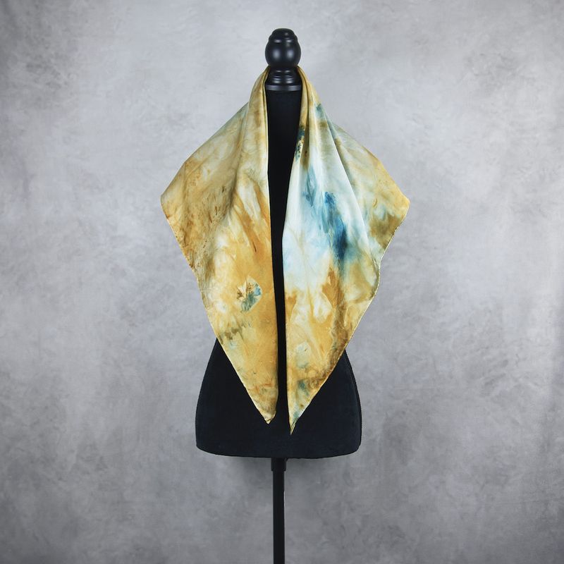 Luxusná hodvábna šatka LIMITED_338 – 100 % prírodný hodváb, 90 × 90 cm