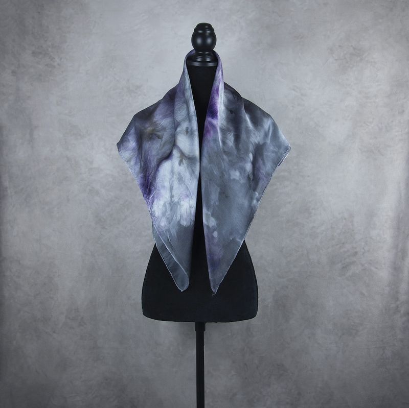 Luxusná hodvábna šatka LIMITED_342 – 100 % prírodný hodváb, 90 × 90 cm