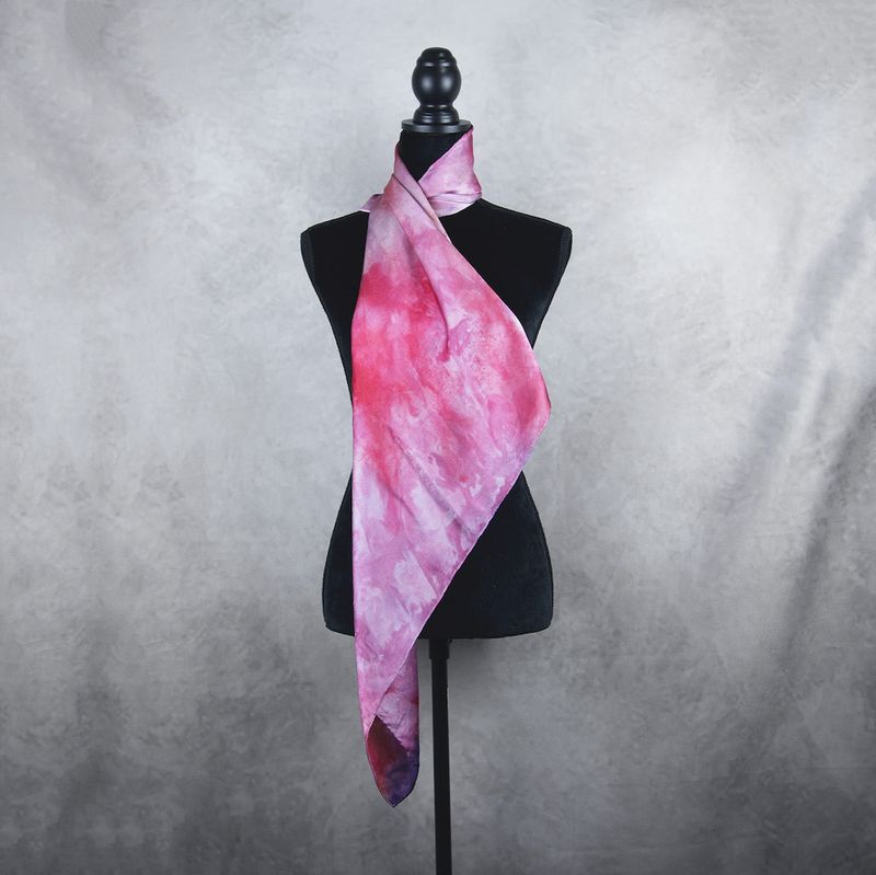 Luxusná hodvábna šatka LIMITED_359 – ručne maľovaný originál, 90 × 90 cm