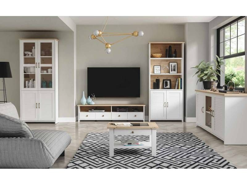 Konferenčný stolík obsahuje jednu zásuvku, biely