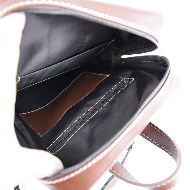 Módny kožený ruksak z pravej hovädzej kože v hnedej farbe