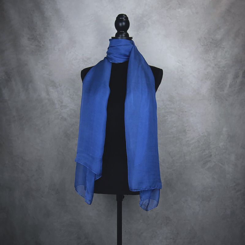 Hodvábny šál TMAVO MODRÝ 180 x 110cm