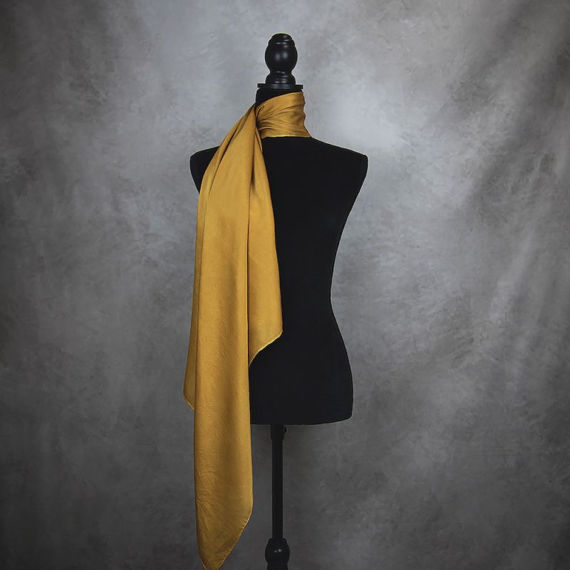 Hodvábna šatka MEDENÁ, 90 x 90cm