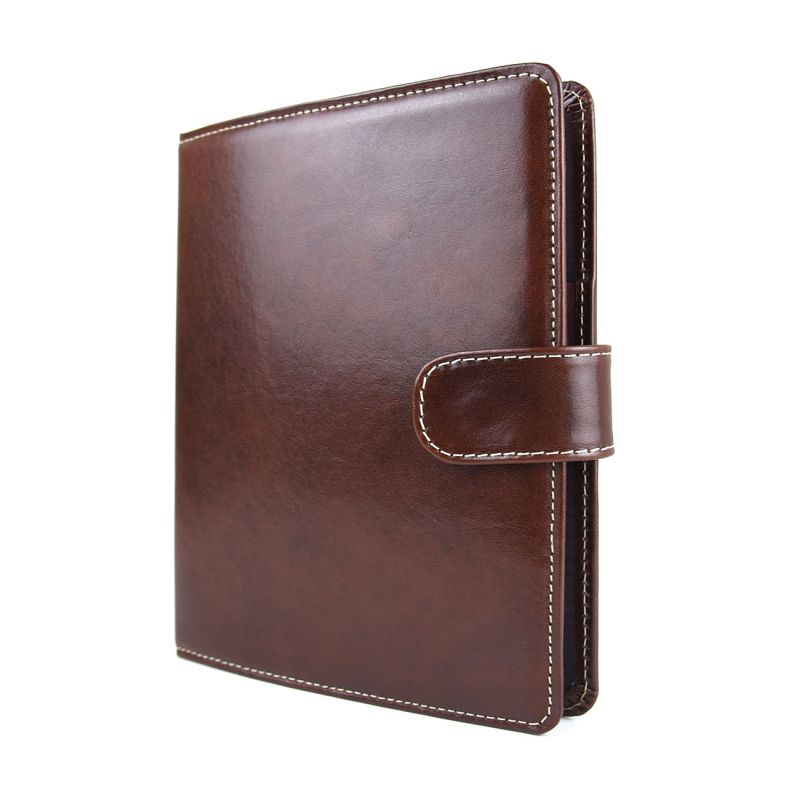 Kožený diár v tmavo hnedej farbe