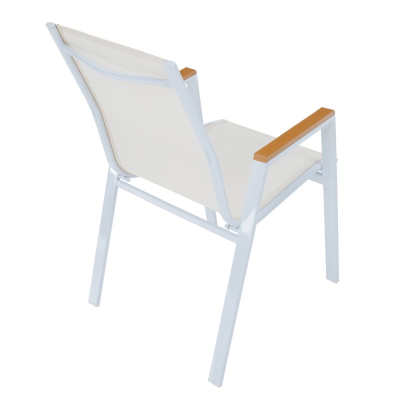 Záhradná stohovateľná stolička z umelej látky v bielom farebnom prevedení