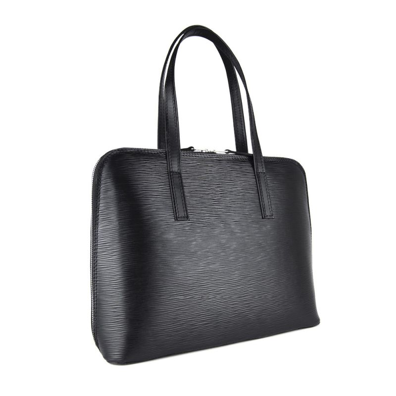 Luxusná kožená kabelka 8196 s reliéfnym dezénom kože v čiernej farbe