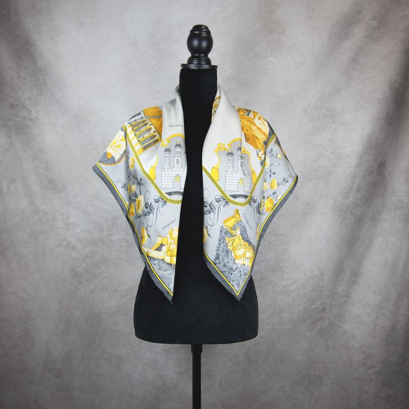 Módna hodvábna šatka SLOVENSKO - ZLATÁ, 90 x 90cm