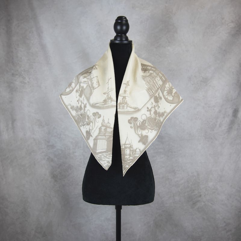 Módna hodvábna šatka SLOVENSKO BÉŽOVÁ, 90 x 90cm, Made in SLOVAKIA