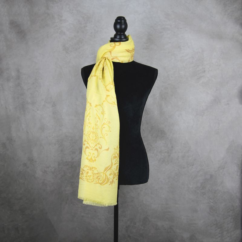 Zimný šál z Merino vlny so vzorom ORNAMENT YELLOW