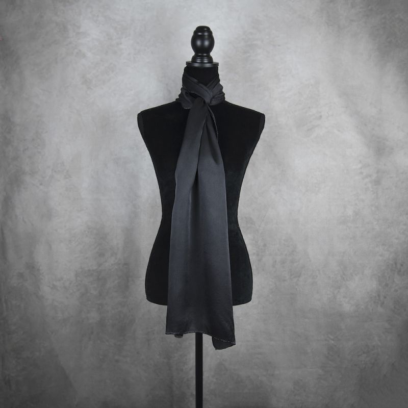 Hodvábny šál ČIERNY, Vyrobený na Slovensku, 175 x 45cm