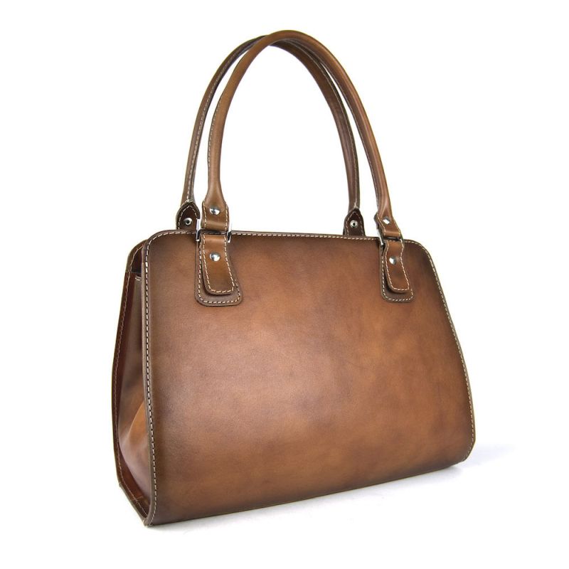 Módna kožená kabelka 8614 ručne tamponovaná a tieňovaná v Cigaro farbe