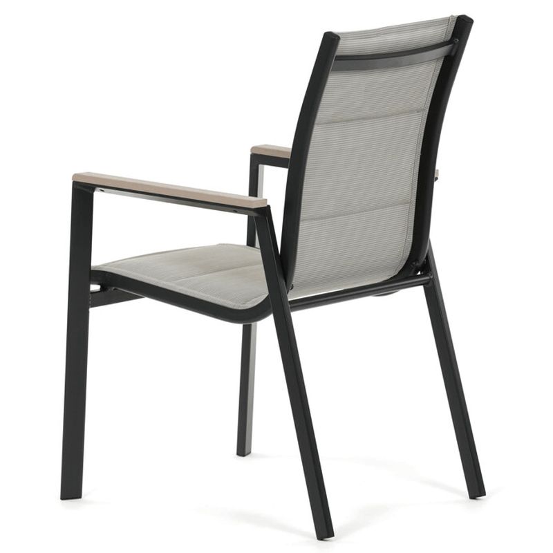 Moderná záhradná stolička v béžovej látke