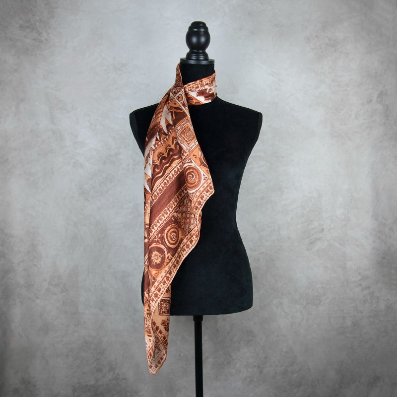 Módna hodvábna šatka ČIČMANY - SÉPIA, 90 x 90cm