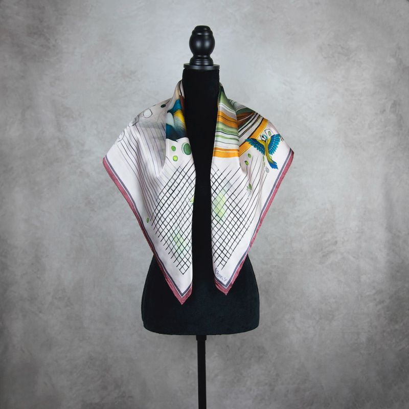 Módna hodvábna šatka SÝKORKA - PURPUROVÁ, 90 x 90cm