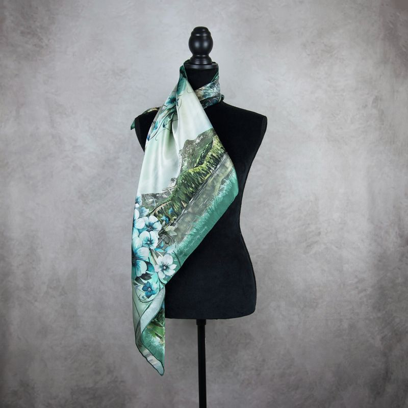 Módna hodvábna šatka VYSOKÉ TATRY - MÄTOVÉ, 90 x 90cm